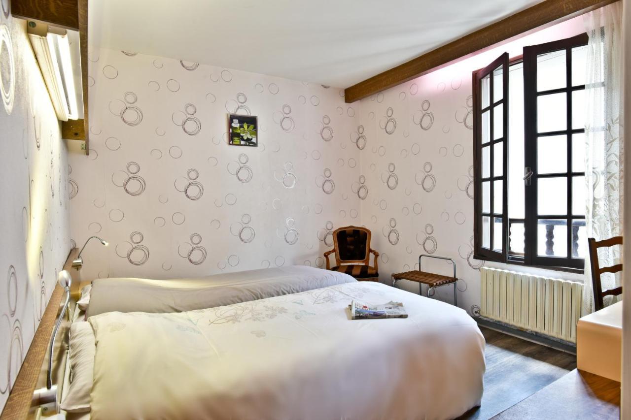Logis Hotel De France Arudy Екстериор снимка