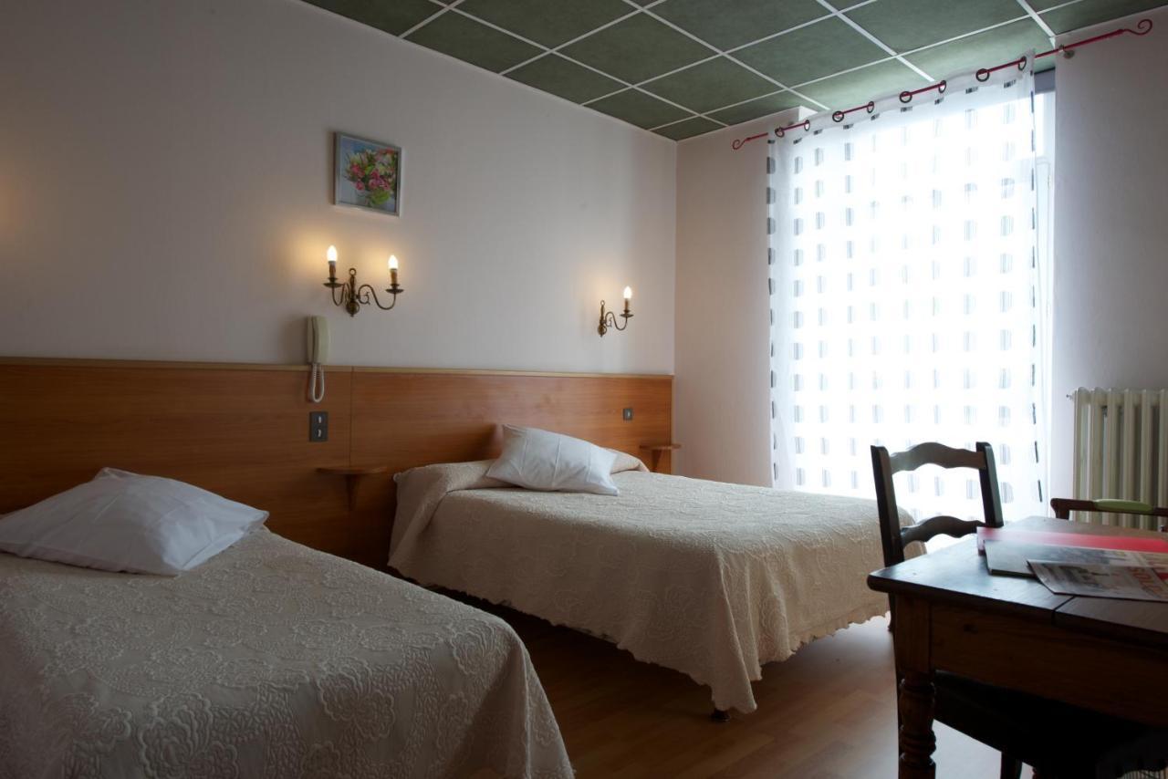 Logis Hotel De France Arudy Екстериор снимка
