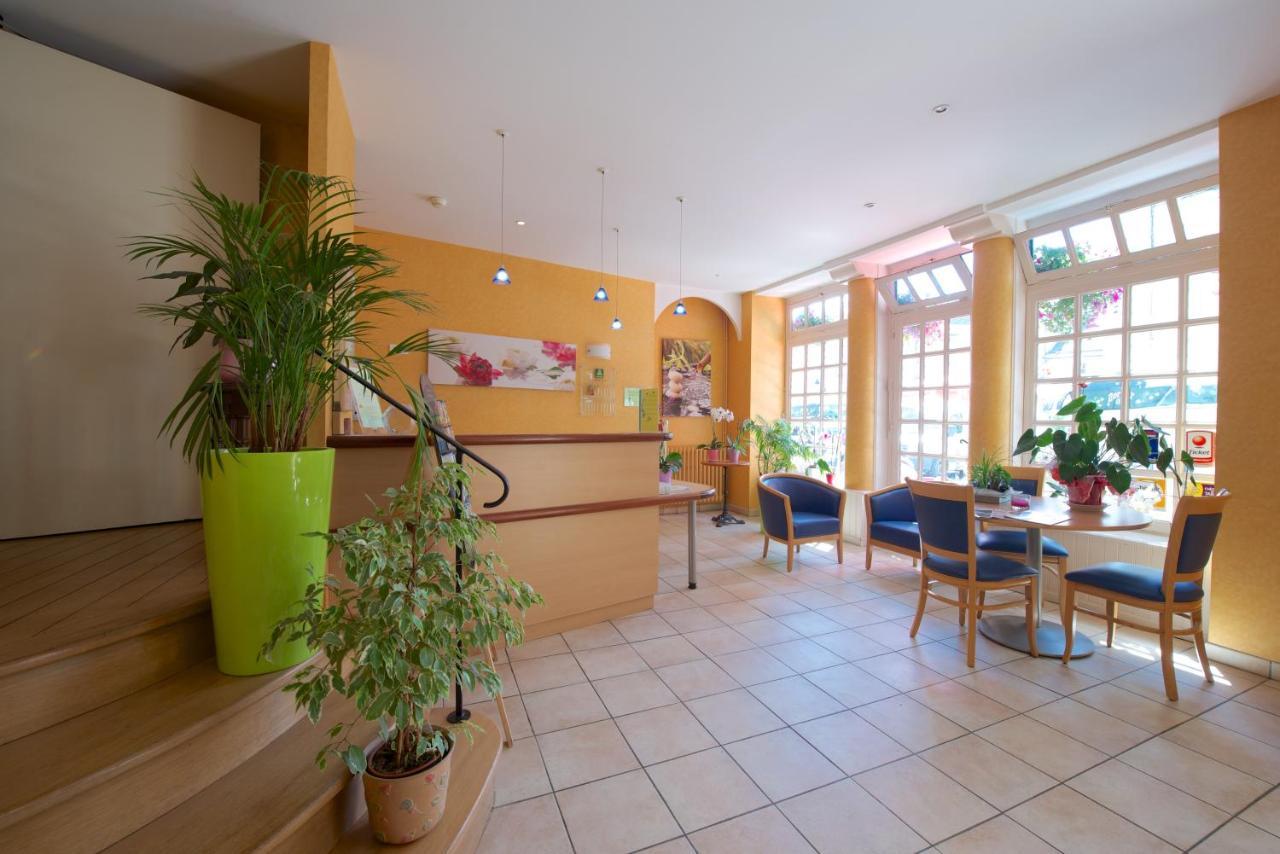 Logis Hotel De France Arudy Екстериор снимка