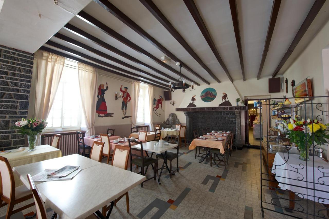 Logis Hotel De France Arudy Екстериор снимка