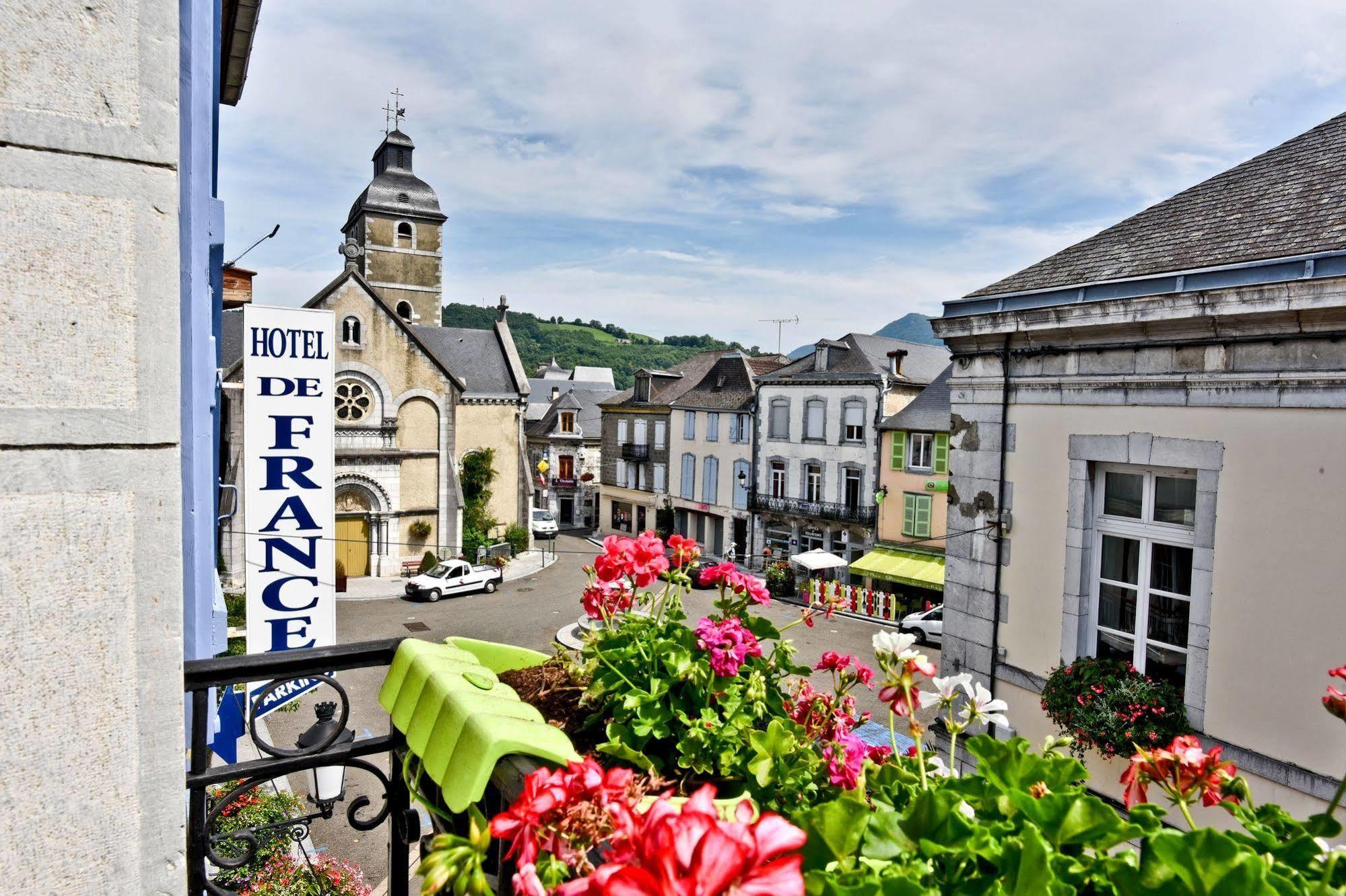 Logis Hotel De France Arudy Екстериор снимка