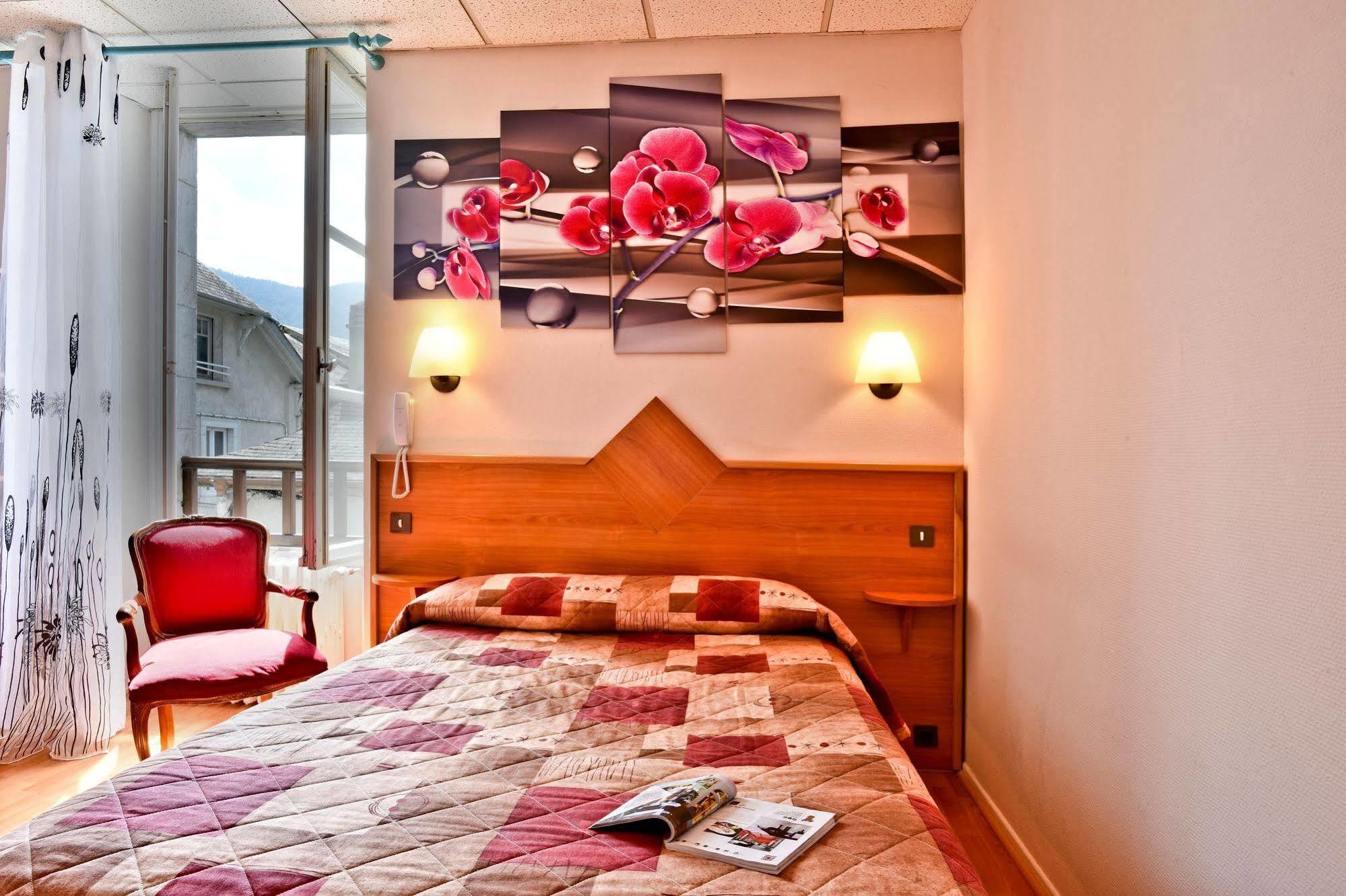 Logis Hotel De France Arudy Екстериор снимка